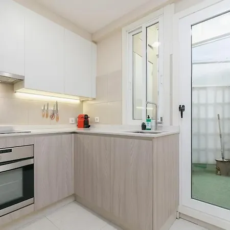 Apartamento Encantadora En El Centro De By Cabana *