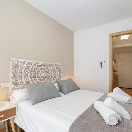 Apartamento Encantadora En El Centro De By Cabana
