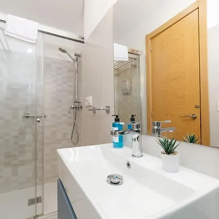 Encantadora En El Centro De By Cabana Apartamento Vigo